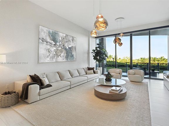 2nd image of 2811 S Bayshore Dr #4B