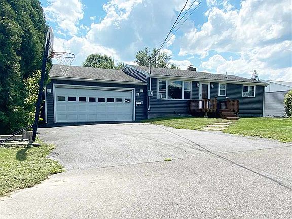 2nd image of 5 Northview Dr