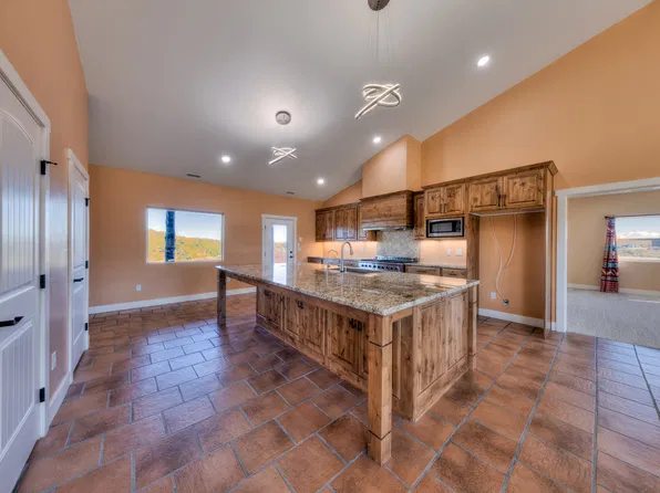 429 E Pioneer Bnd, Monticello, UT 84535