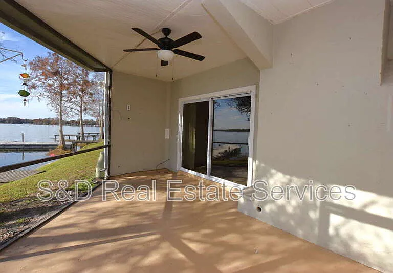 2221 9th St SE — Photo 24