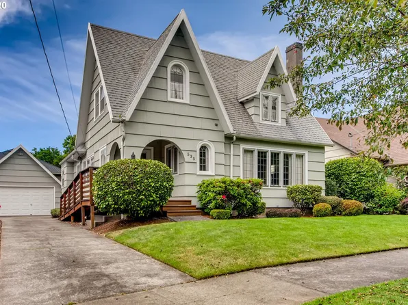 535 NE Laddington Ct, Portland, OR 97232