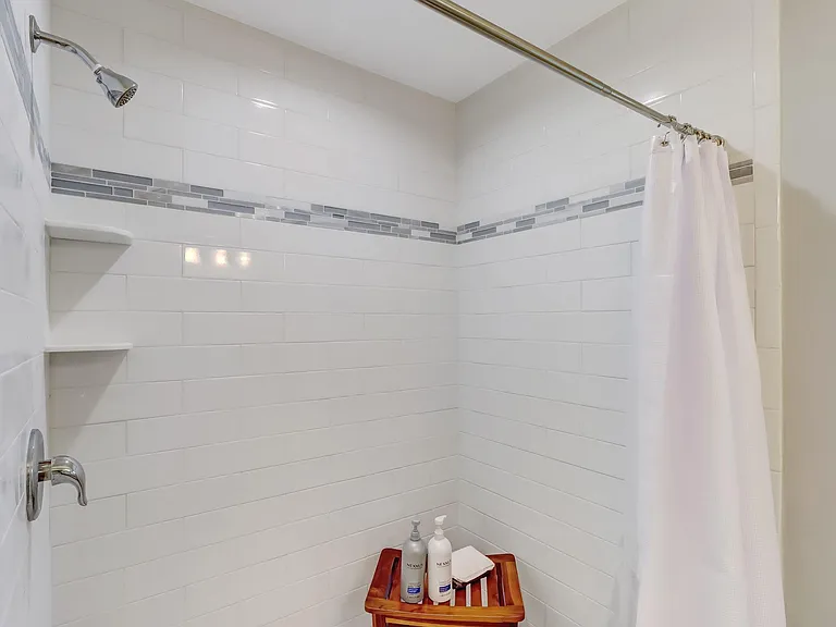 6 Cobia St — Photo 17