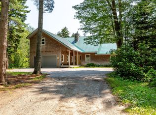 30 Cabin Dr, Harpswell, ME 04079