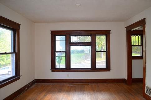 1st Floor Living Room