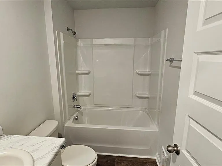 511 Autumns Wood Cir W — Photo 13