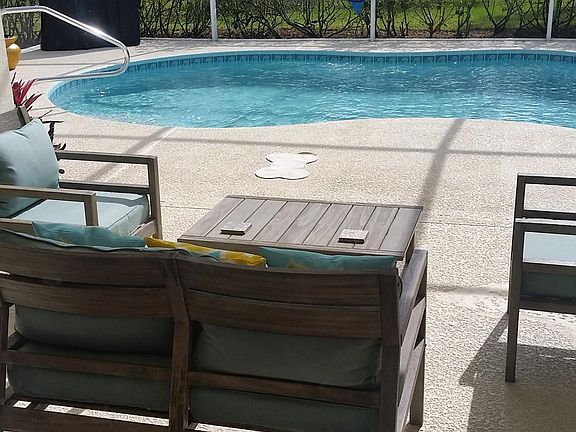 5th image of 558 SW Saint Georges Bay