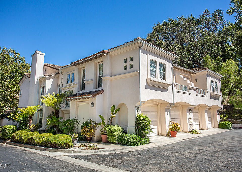 1st image of 1024 Mountain Oak Pl