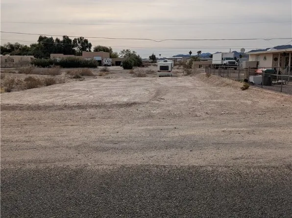 4964 E Kayenta Dr, Topock, AZ 86436