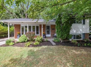319 Erindale Dr, Burlington, ON L7L 4T3