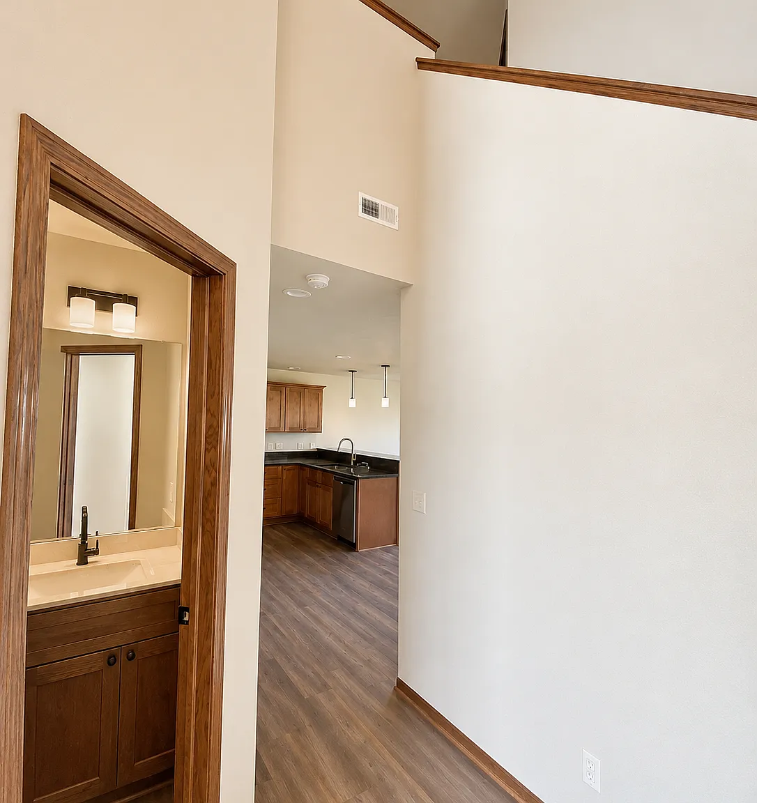 3 bed, 2.5 bath, 1739 sqft, $1,945 — Photo 4