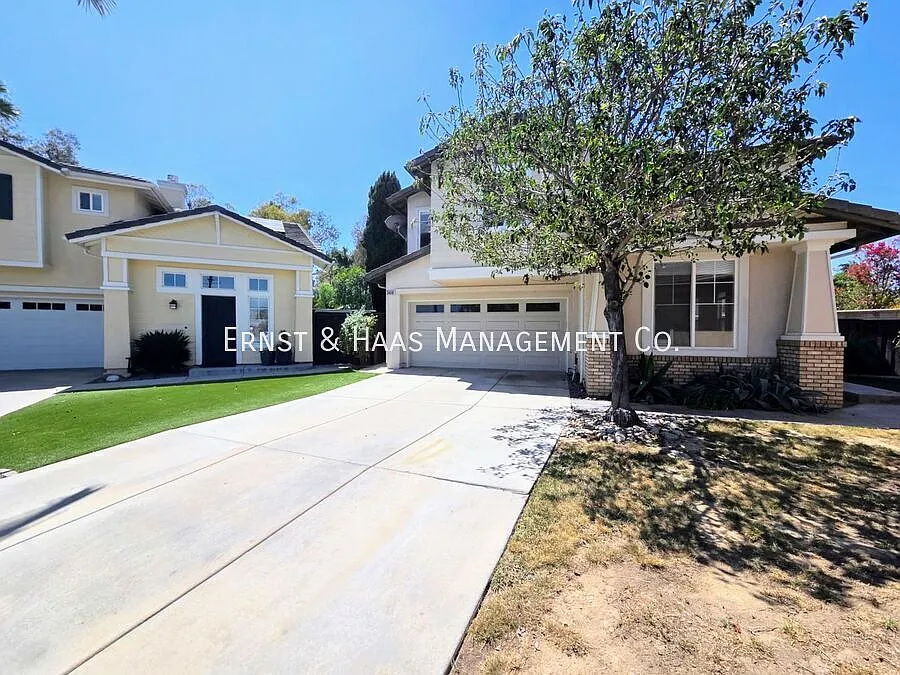 3408 Duchess Ln