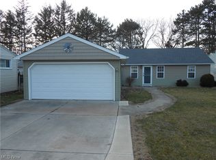 324 Morton Rd, Vermilion, OH 44089