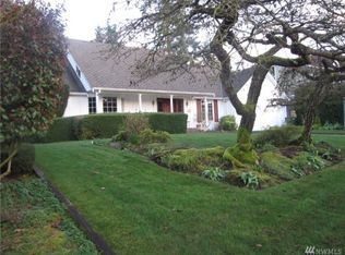 1233 Coral Dr, Fircrest, WA 98466