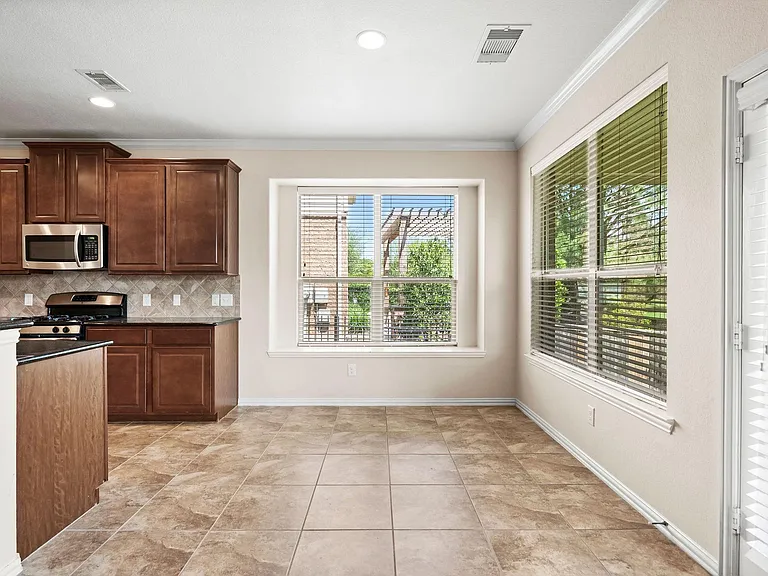 46 Black Swan Ct — Photo 14
