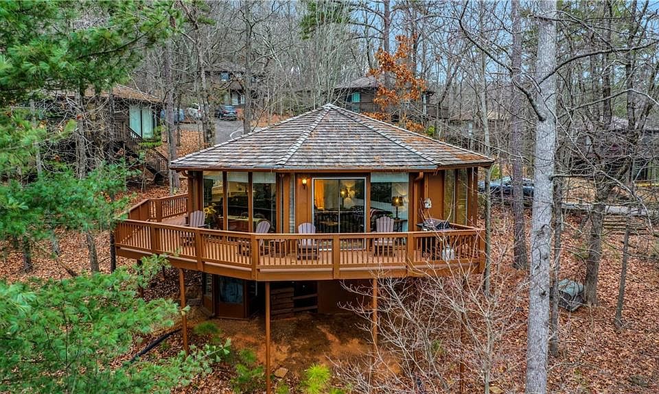 1st image of 141 Treetop Knoll Dr