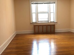 6940 108th St APT 4F, Forest Hills, NY 11375