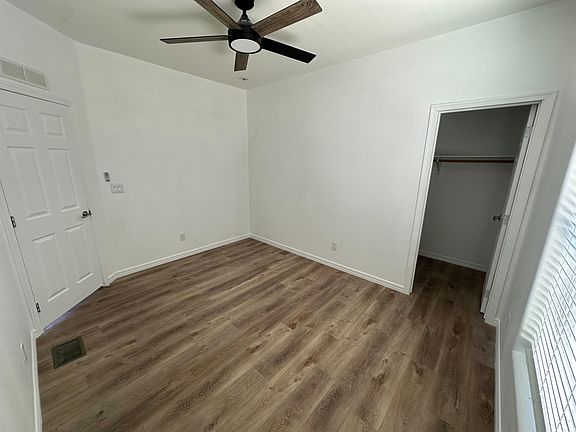 4th image of 546 W Rainbow Ln