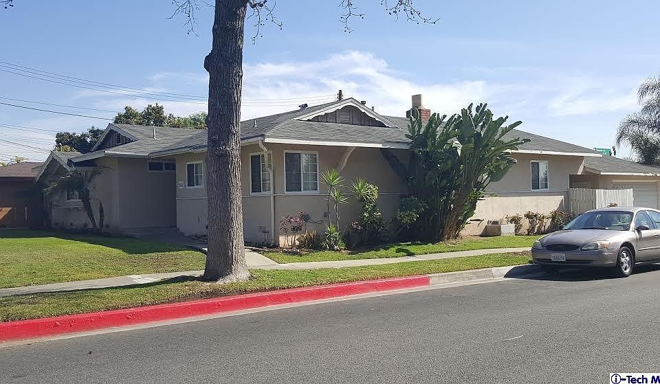 2nd image of 206 E Fig Ave