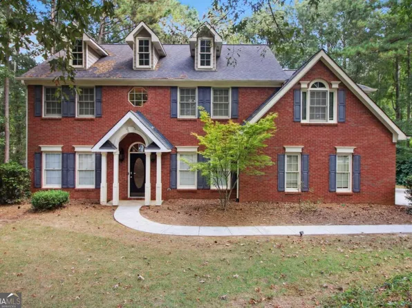 210 Longwood Dr, Jonesboro, GA 30236