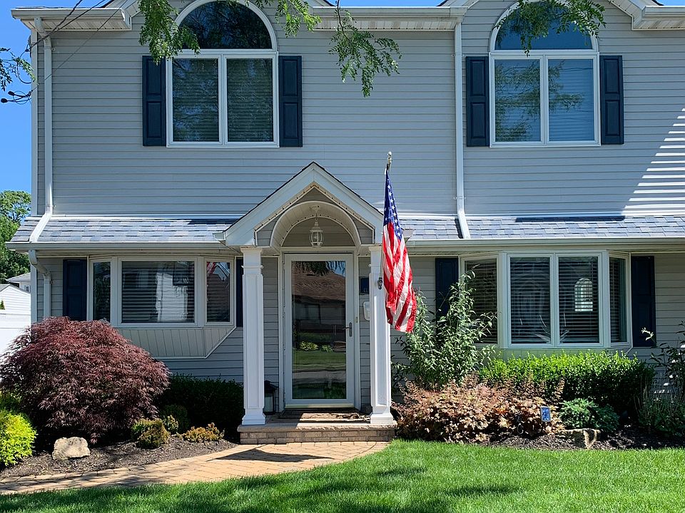 1st image of 107 Cleveland Pl