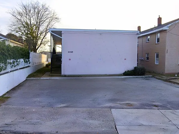 2065 Ocean View Ave, Norfolk, VA 23503