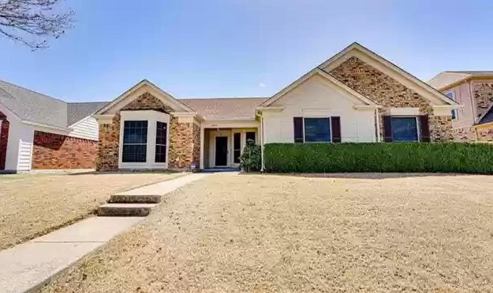 1st image of 1020 Buckeye Dr