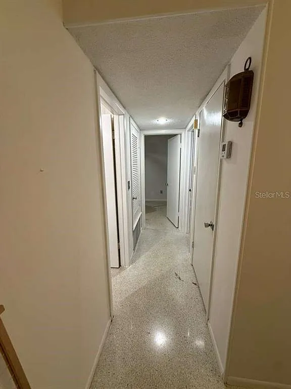 2 bed, 2.0 bath, 1172 sqft, $1,650 — Photo 2