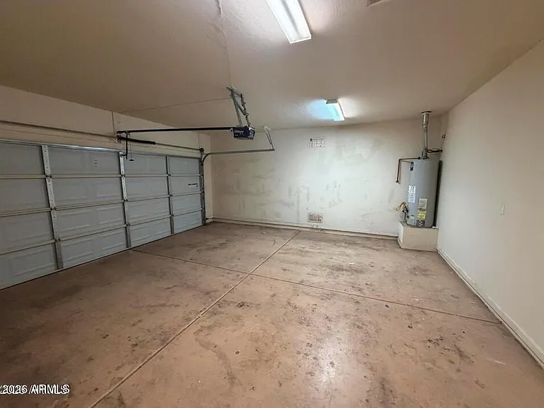 421 W Wisteria Pl — Photo 41