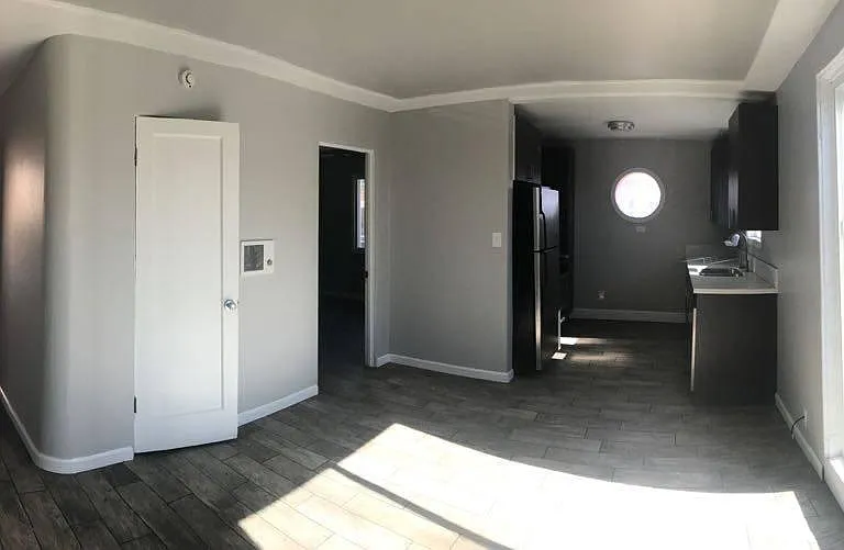 914 Sampson St #1 — Photo 2