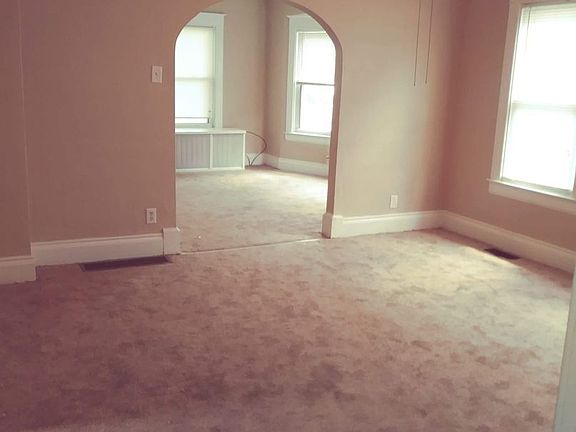 4th image of 127 Bergin Ave