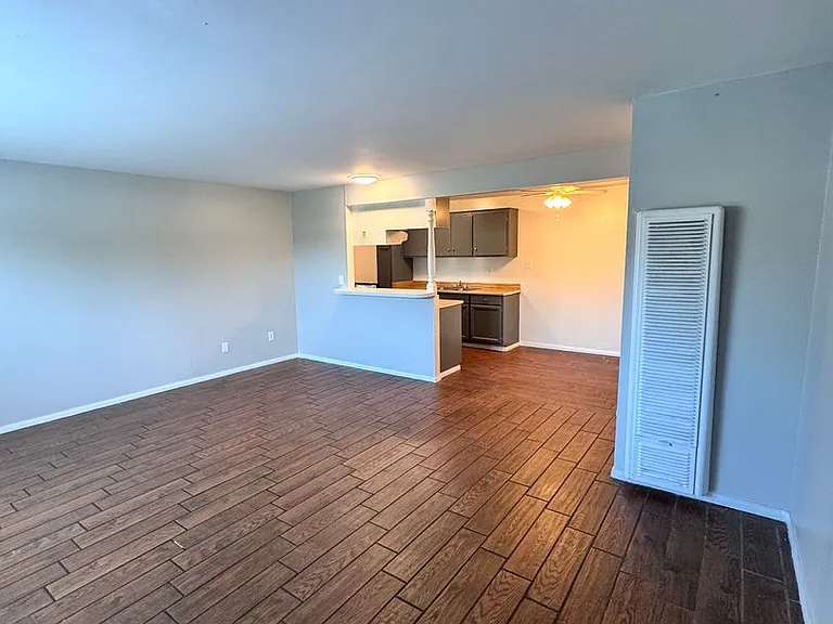 17441 Jacquelyn Ln — Photo 1