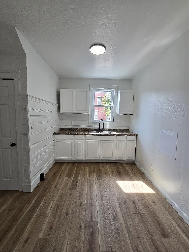 1 bed, $950 — Photo 4