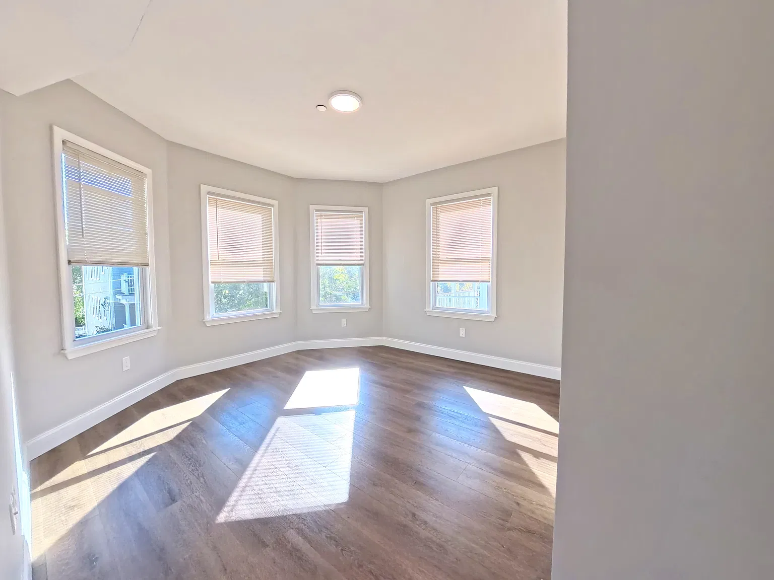 22 Madison Avenue - 3 — Photo 4
