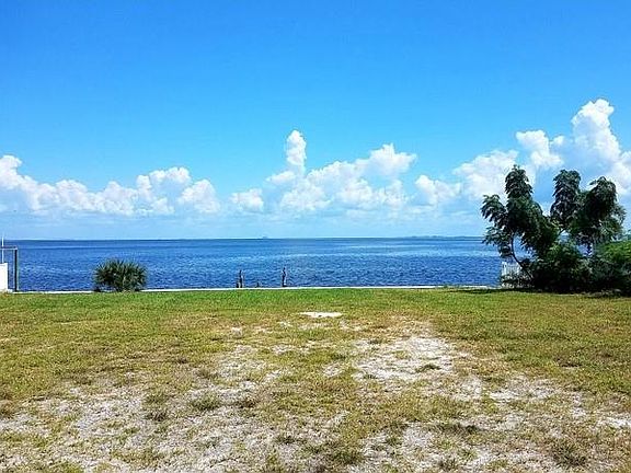 3rd image of 3462 Coquina Key Dr SE