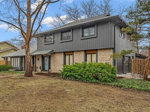 502 Millstone Dr, Lawrence, KS 66049