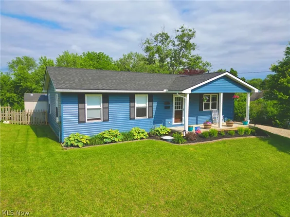 338 White Oak Ave, Zanesville, OH 43701