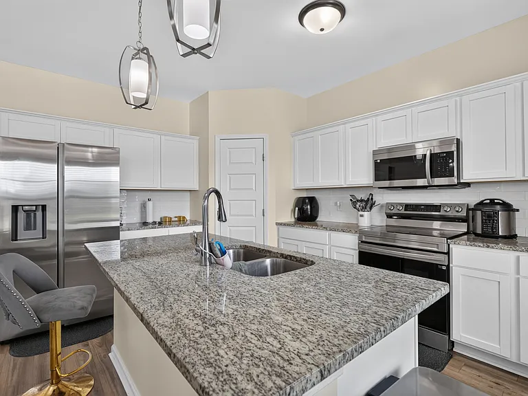 195 Deerfield Dr NE — Photo 13