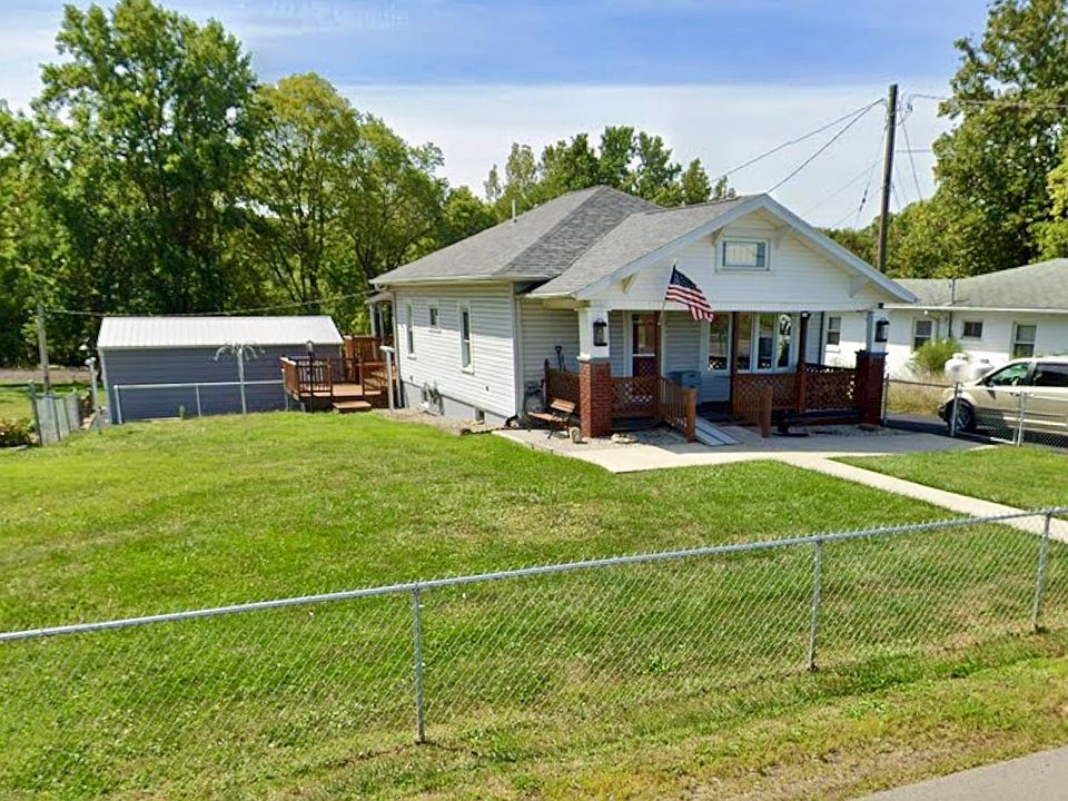 2nd image of 2733 New Paris Pike