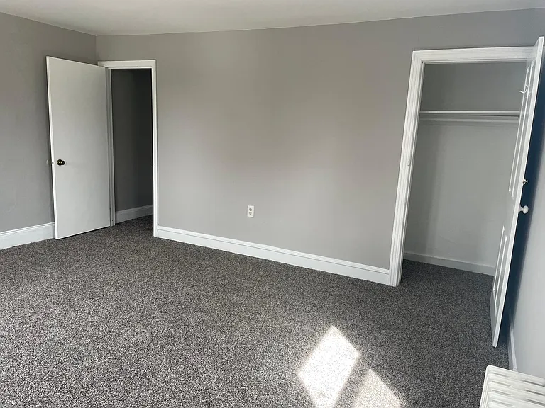 300 E Montgomery Ave — Photo 7
