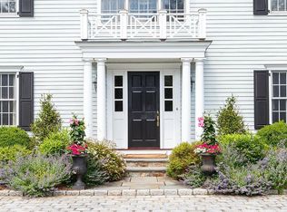 881 Valley Rd, New Canaan, CT 06840