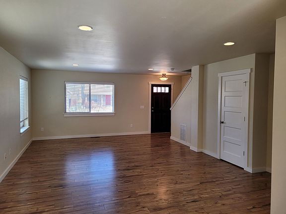 4th image of 3670 Potosi St