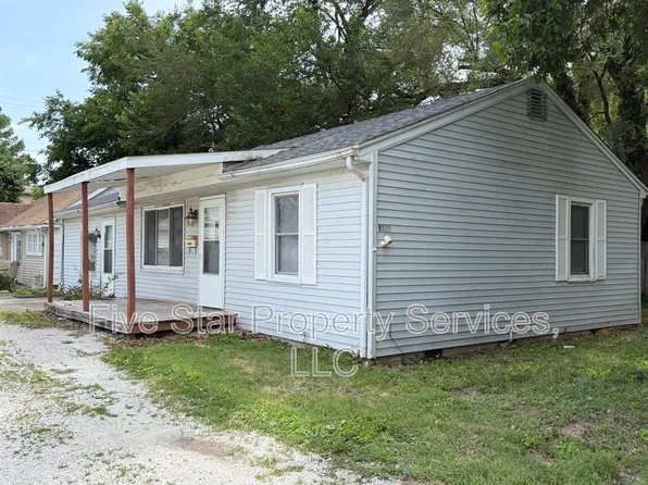1028 W Iles Ave, Jerome, IL 62704