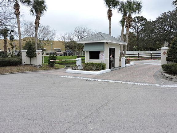 4th image of 107 La Pasada Cir N