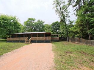 802 Pine Bough Ln, Montgomery, TX 77316