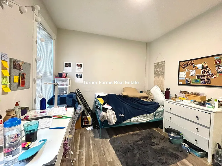 45 Crescent Ave #1R — Photo 14