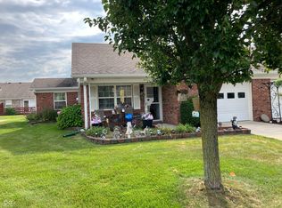 8203 Bentley Farms Dr, Indianapolis, IN