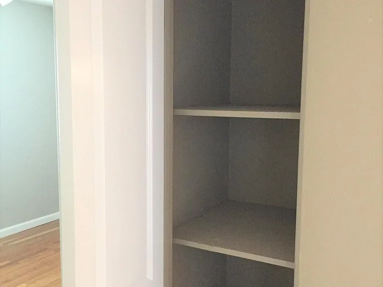 520 Mariedale Dr — Photo 10