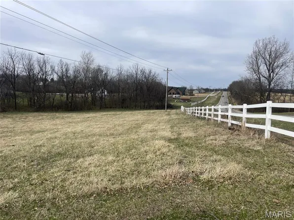 3 Hannah Ridge Trl, Elsberry, MO 63343