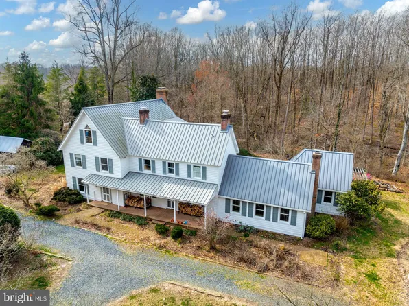 220 Leitch Rd, Tracys Landing, MD 20779