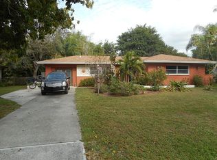 887 Dean Way, Fort Myers, FL 33919